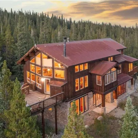 Moose Rock Reserve - Lux, Hot Tub, Sauna, Views